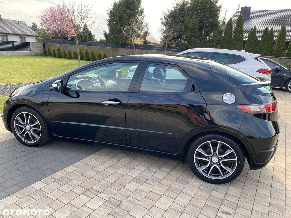 Honda Civic 1.8 Executive - 12