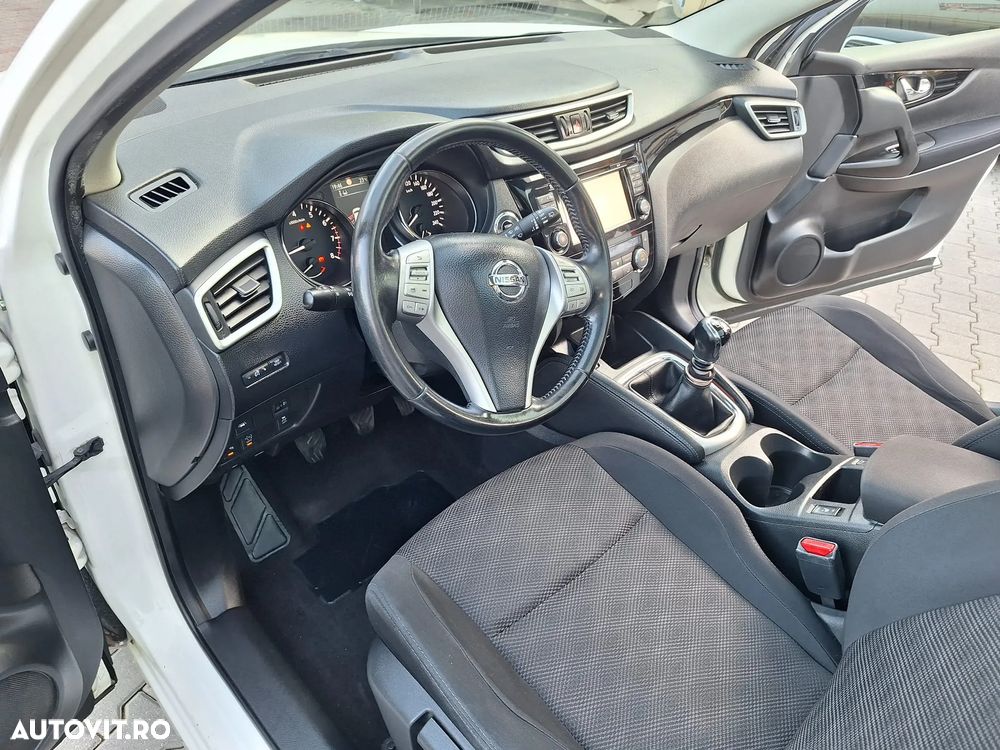 Nissan Qashqai 1.2 DIG-T 360 - 6
