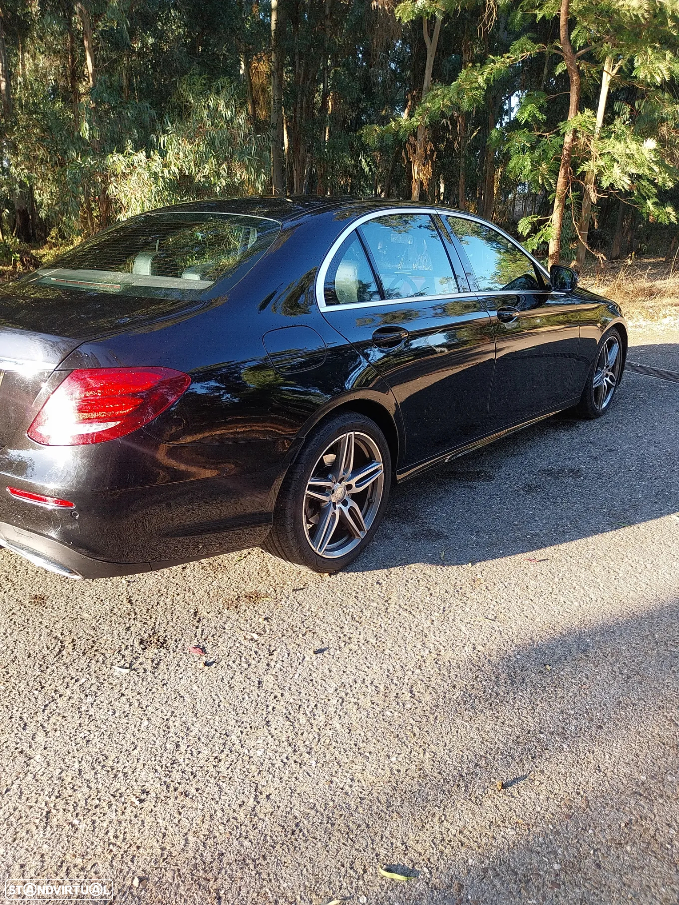 Mercedes-Benz E 220 d AMG Line - 6