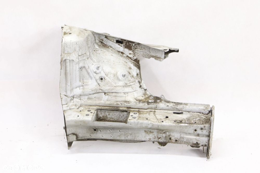 Audi A3 8V podłużnica przód lewa - 3