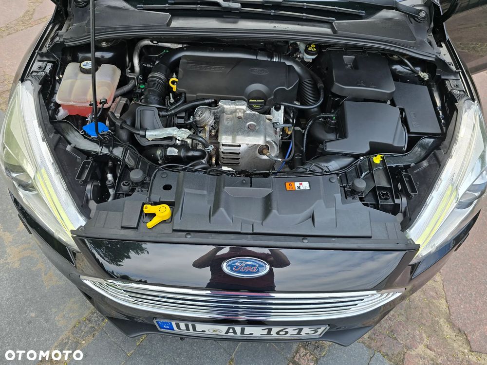 Ford Focus 1.0 EcoBoost STart-Stopp-System TITANIUM - 32