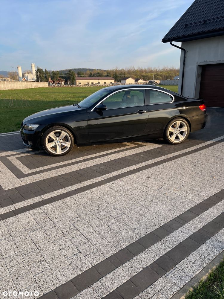 BMW Seria 3 325i M Sport Edition - 13