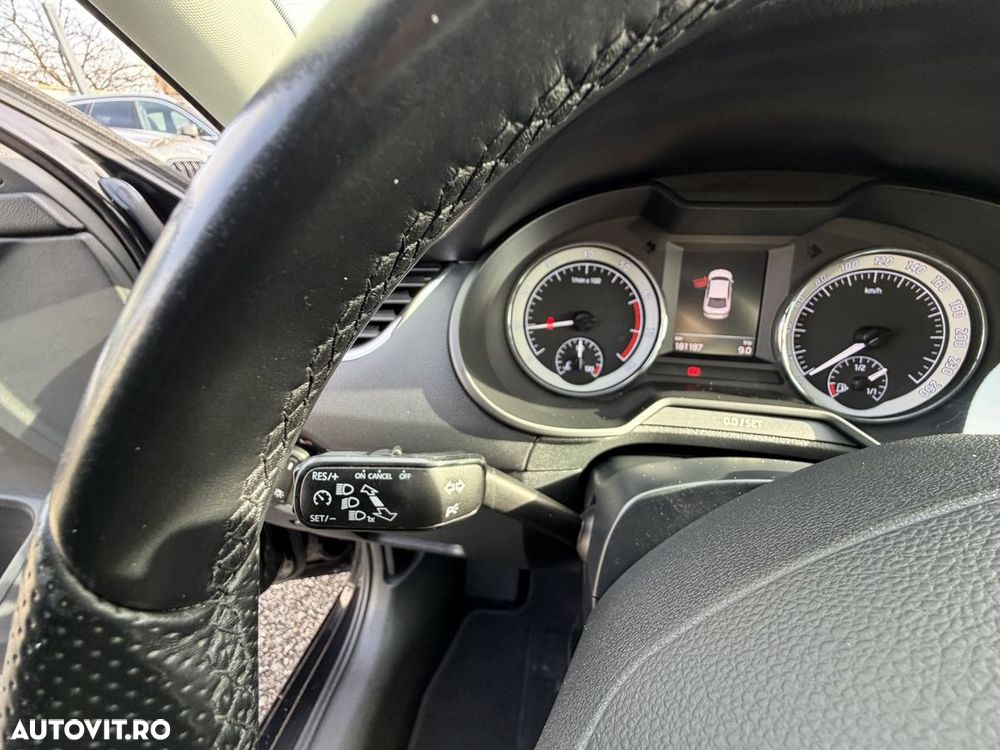 Skoda Octavia 1.0 TSI Ambition - 11