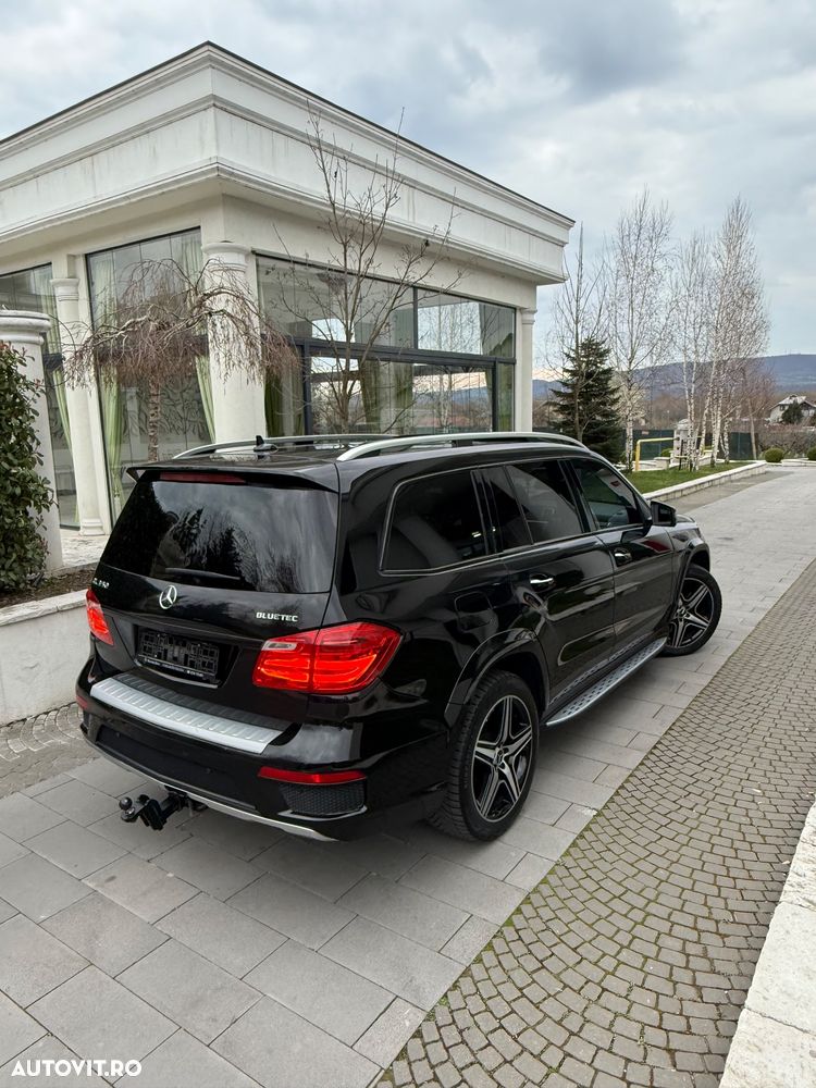 Mercedes-Benz GL - 5