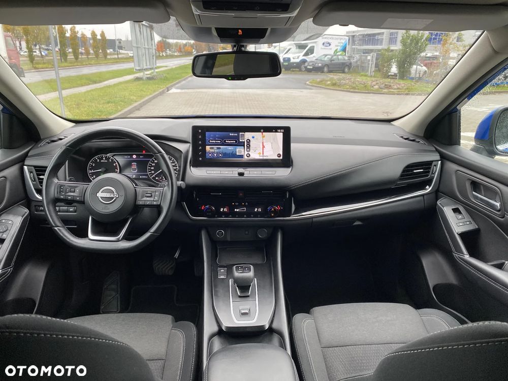 Nissan Qashqai 1.3 DIG-T N-Connecta DCT - 24