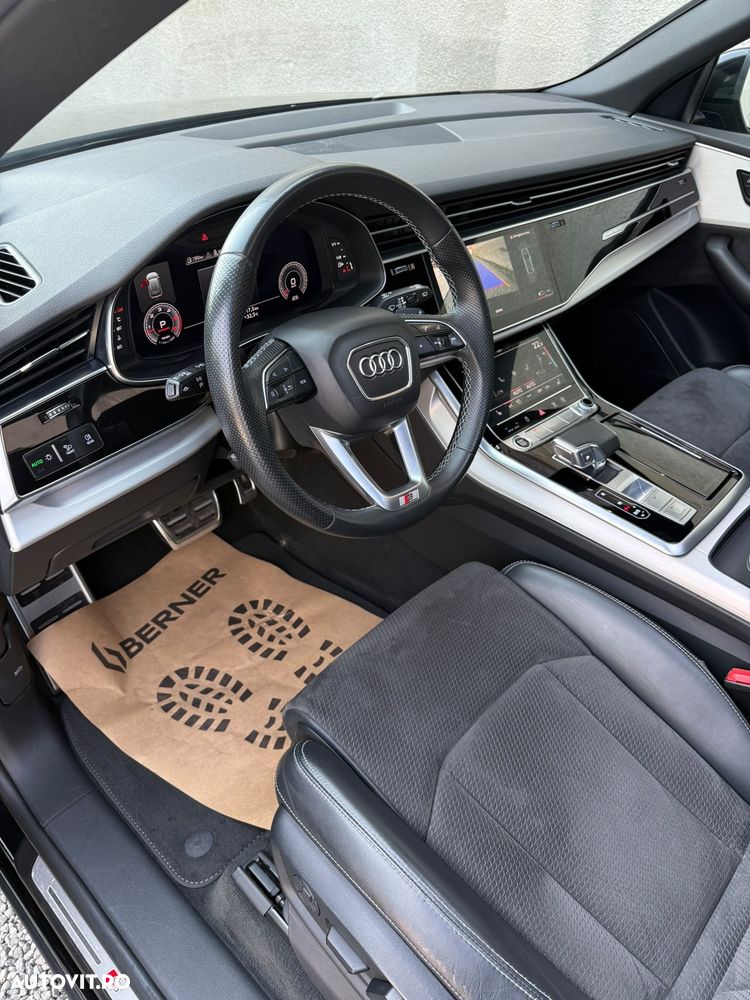Audi Q8 - 14