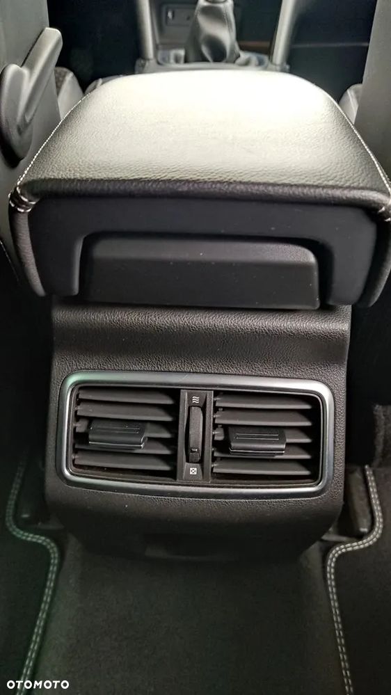 Renault Megane TCe 140 GPF ZEN - 16