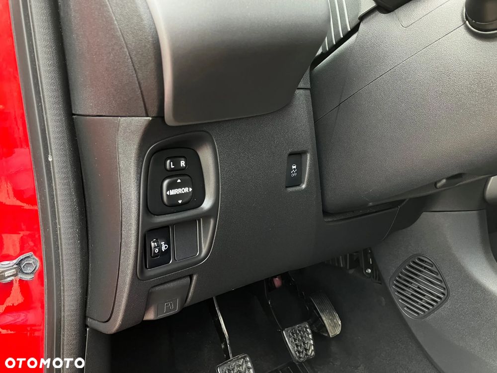 Toyota Aygo x-play - 27