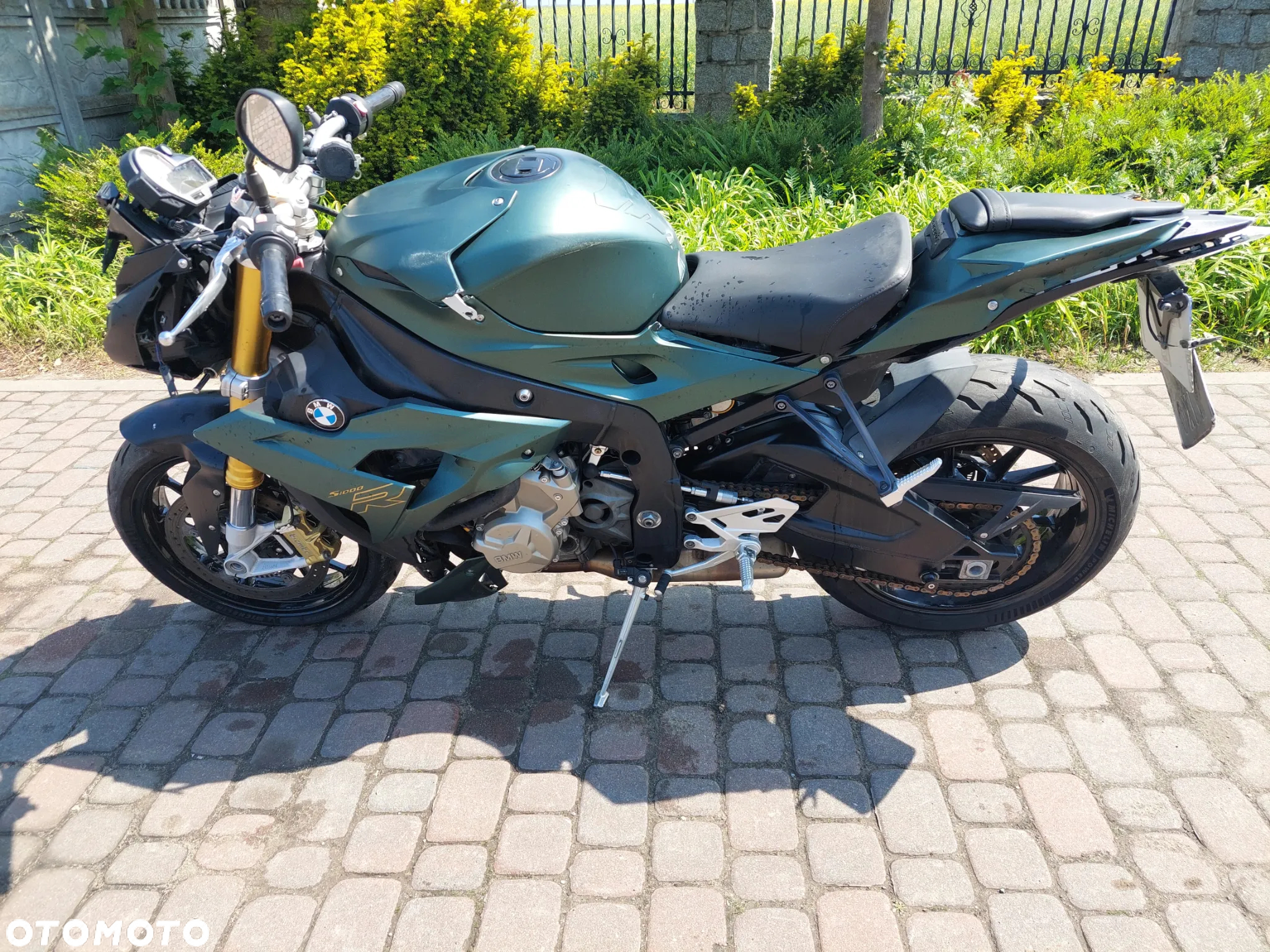 BMW S - 2