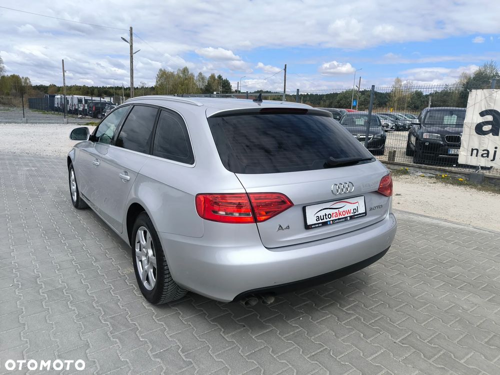 Audi A4 Avant - 8