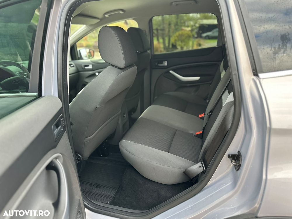 Ford Kuga 2.0 TDCi Trend - 26