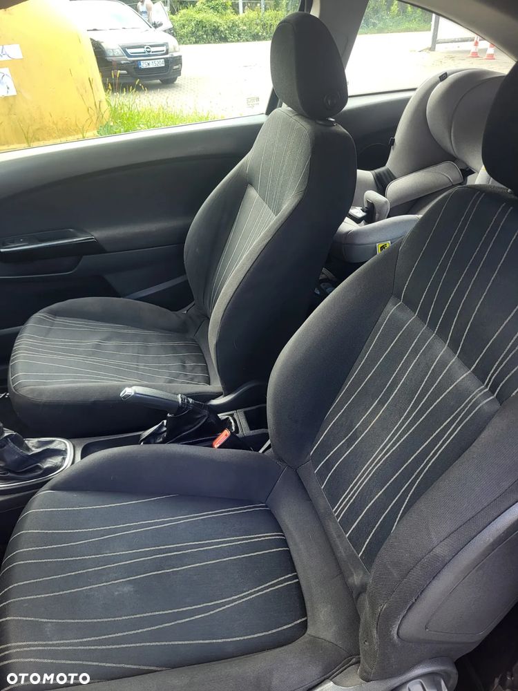 Opel Corsa - 5