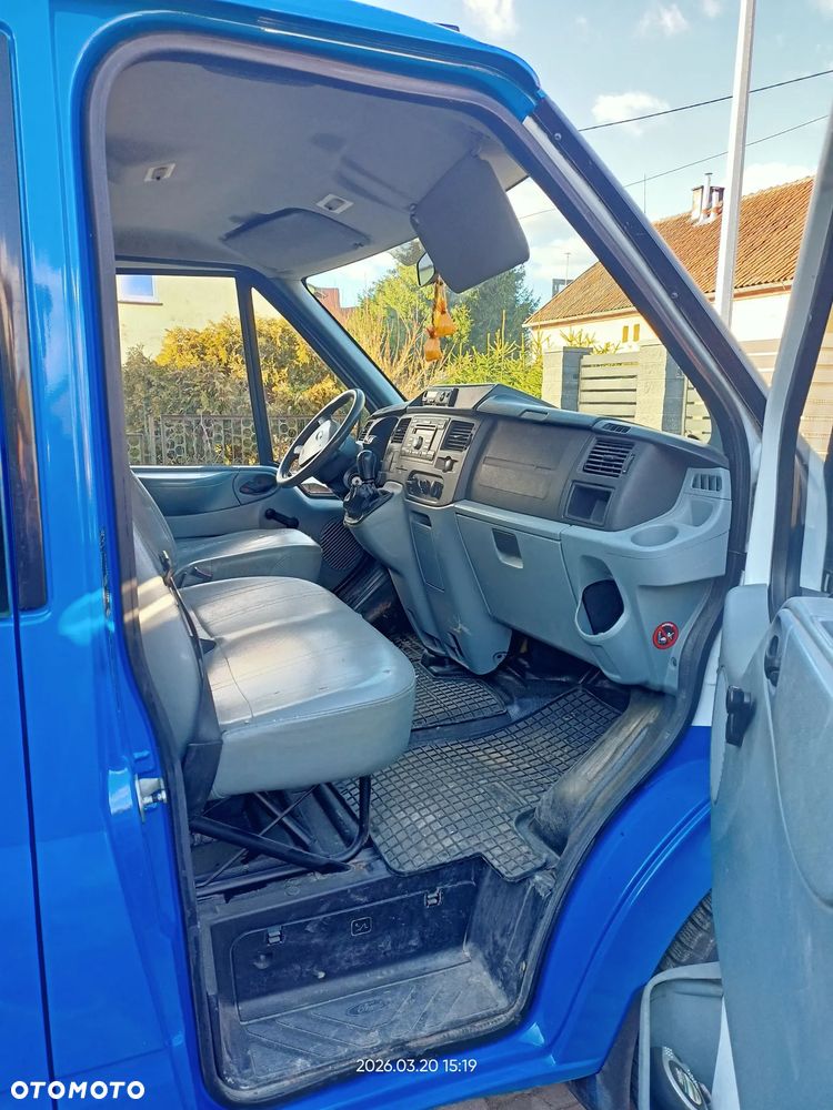 Ford Transit - 7