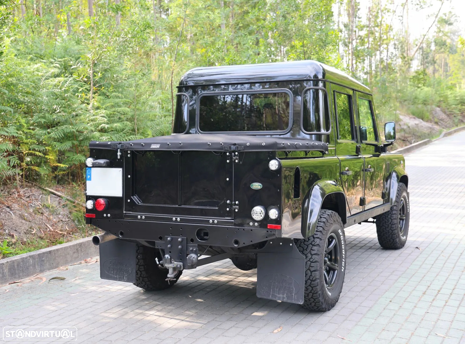 Land Rover Defender 110 CC 2.4 CRD SE - 6