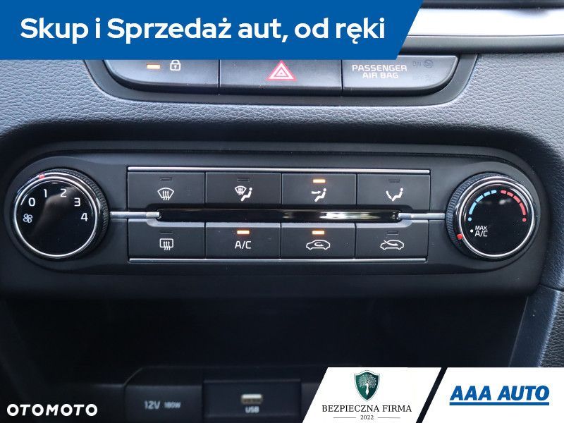 Kia Ceed - 14