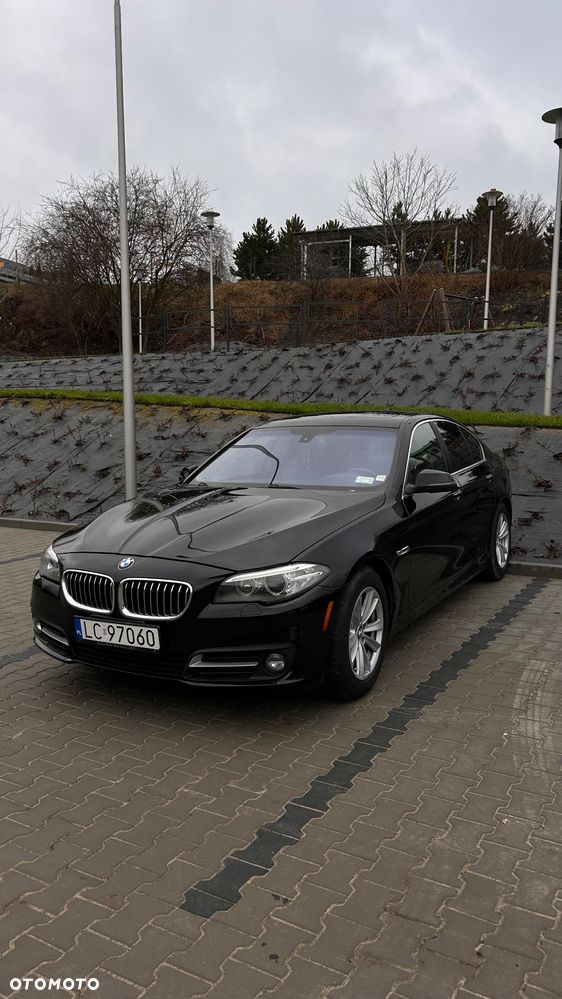 BMW Seria 5 528i Luxury Line - 1