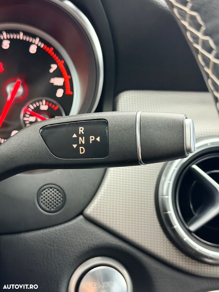 Mercedes-Benz CLA 180 7G-DCT AMG Line - 31