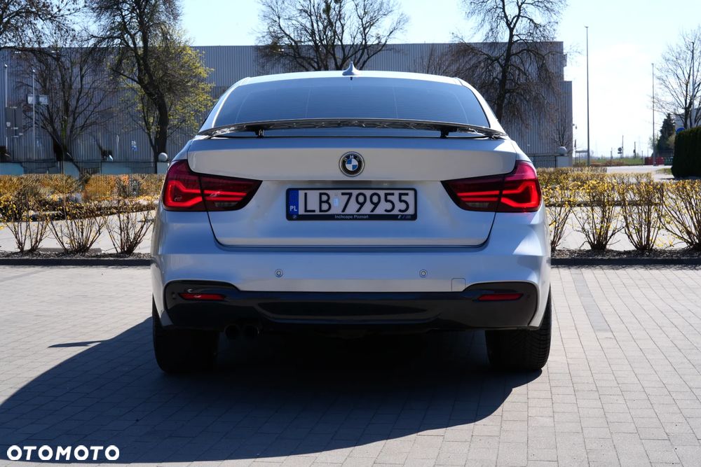 BMW Seria 3 325d - 5