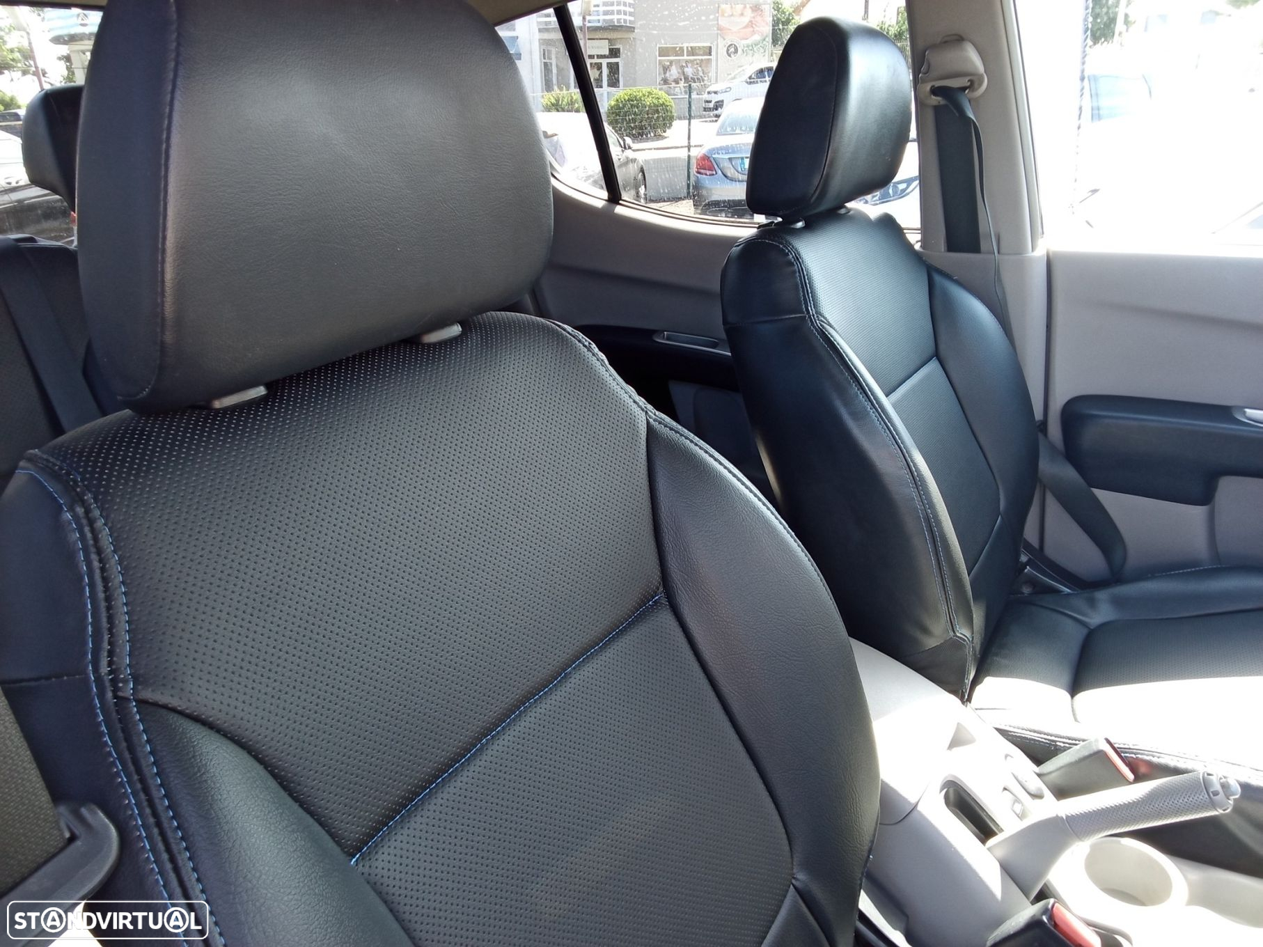 Mitsubishi L200 - 19