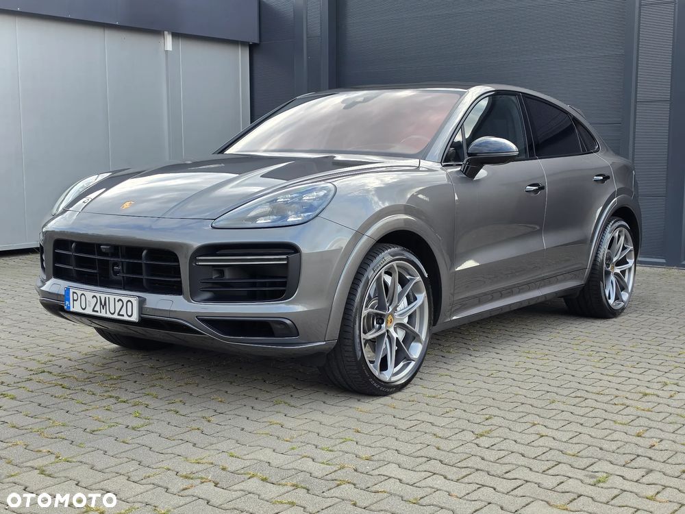 Porsche Cayenne Turbo - 1