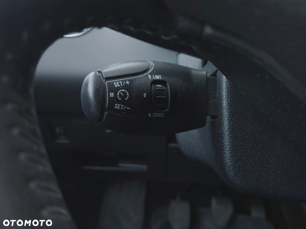 Peugeot 308 HDi FAP 150 Allure - 24