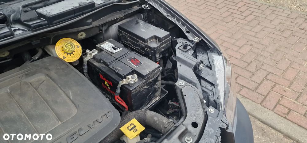 Dodge Grand Caravan - 13