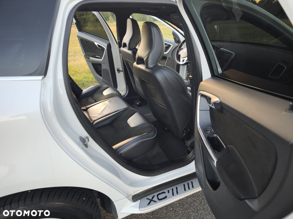 Volvo XC 60 D4 Geartronic Summum - 31
