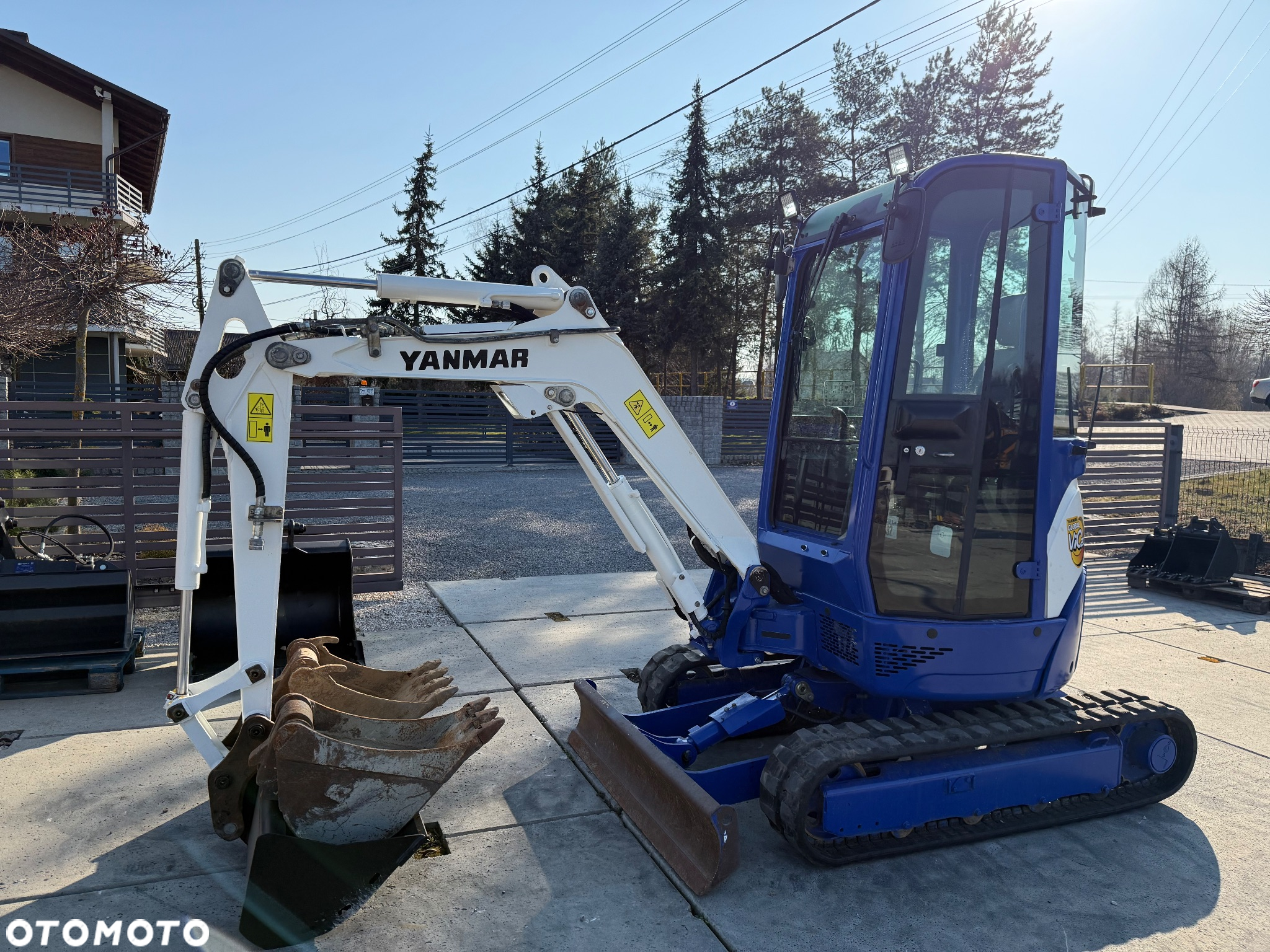 Yanmar VIO20-4 - 3