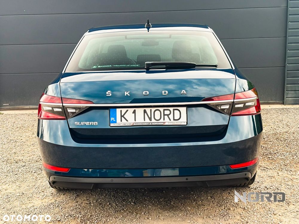 Skoda Superb 2.0 TSI DSG Style - 8