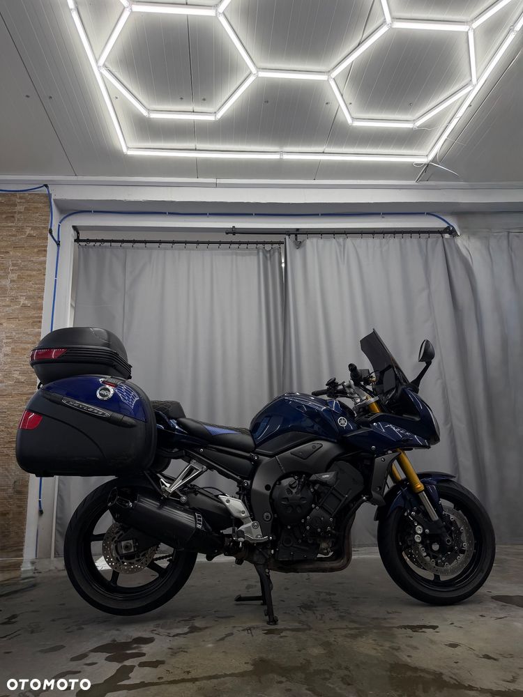 Yamaha FZ - 11