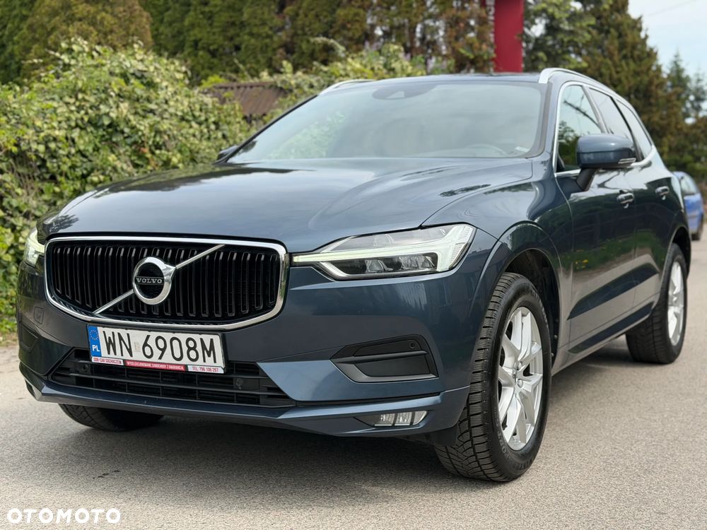 Volvo XC 60 T4 Momentum Pro - 1
