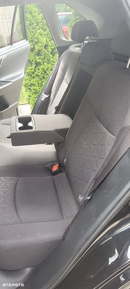 Toyota RAV4 2.0 Active 4x2 - 18