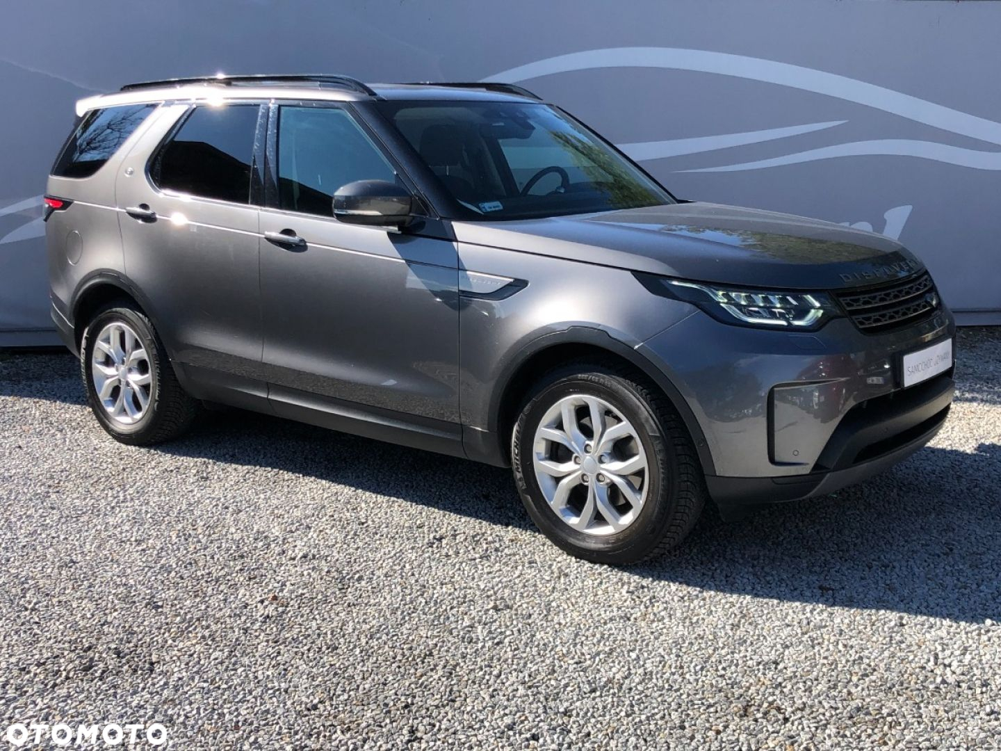 Land Rover Discovery V 2.0 SD4 SE - 16