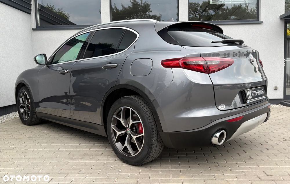 Alfa Romeo Stelvio 2.2 JTDM - 4