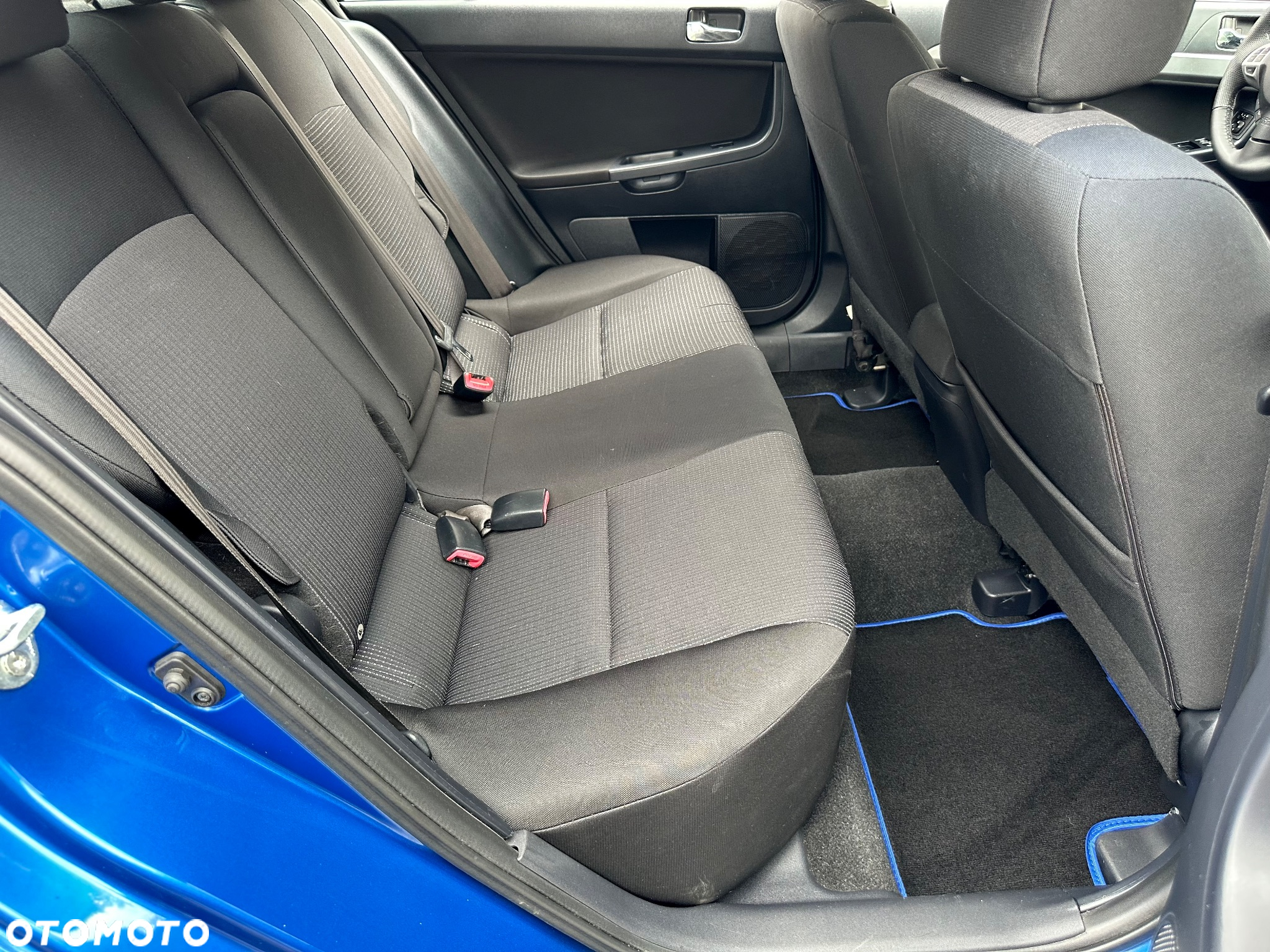 Mitsubishi Lancer 1.8 Intense - 9