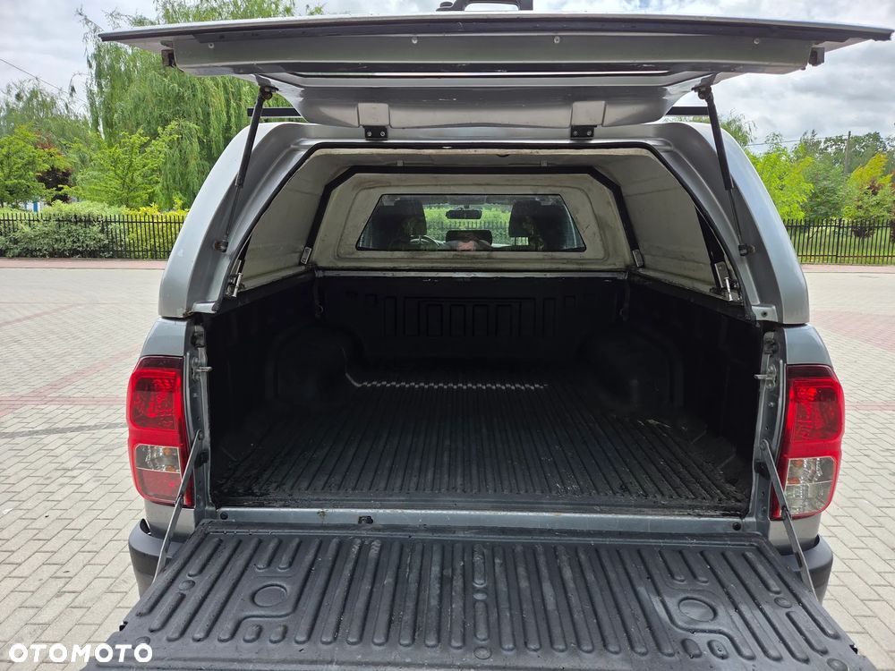 Toyota Hilux - 14