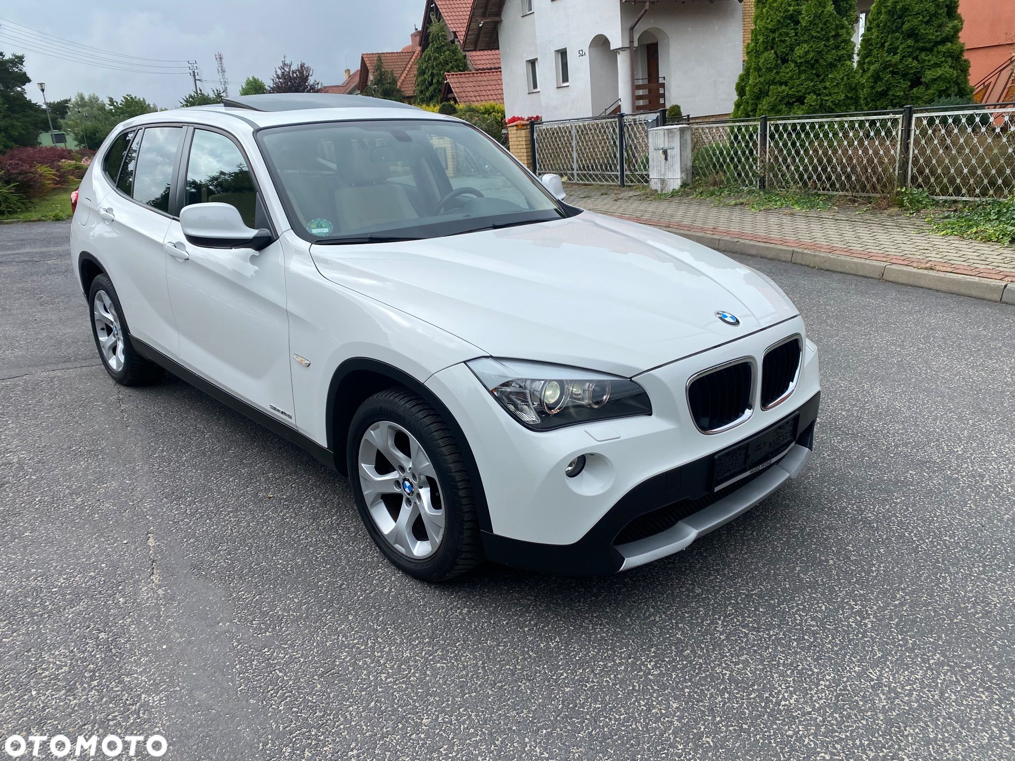 BMW X1 sDrive18i - 1