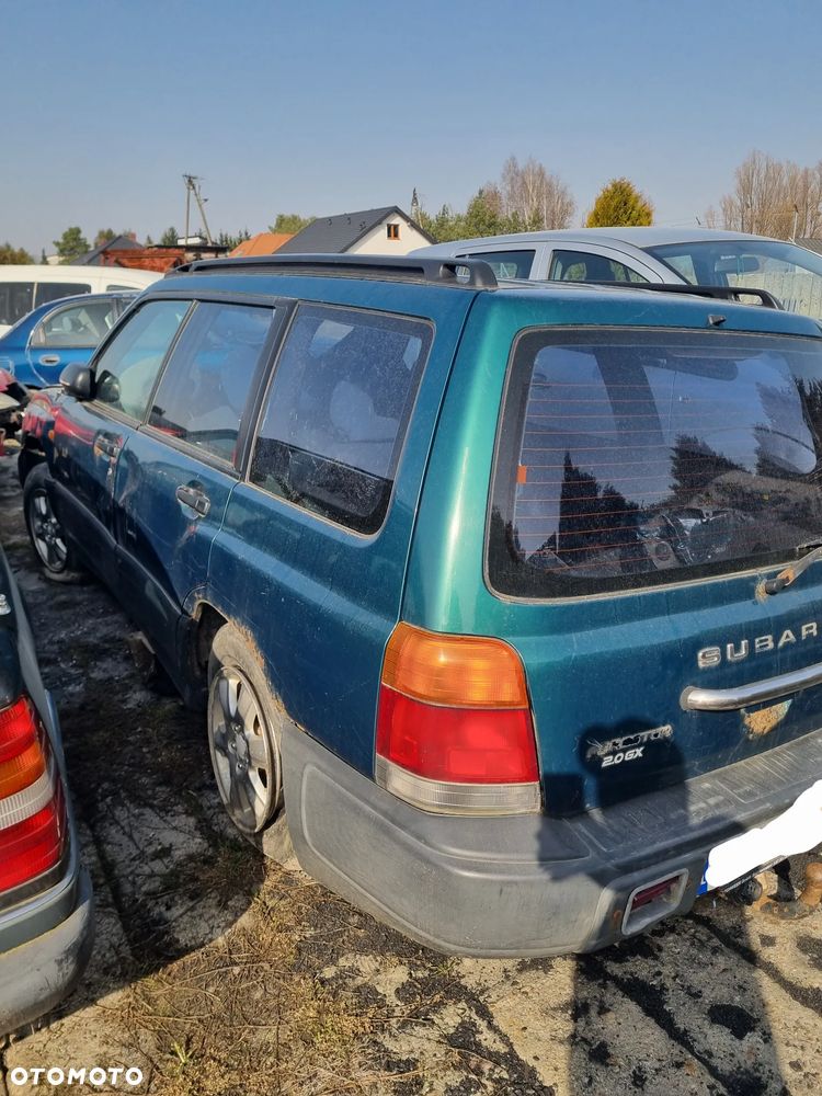 Subaru forester sf5 2.0 ej20j lakier 8g2 na części - 6