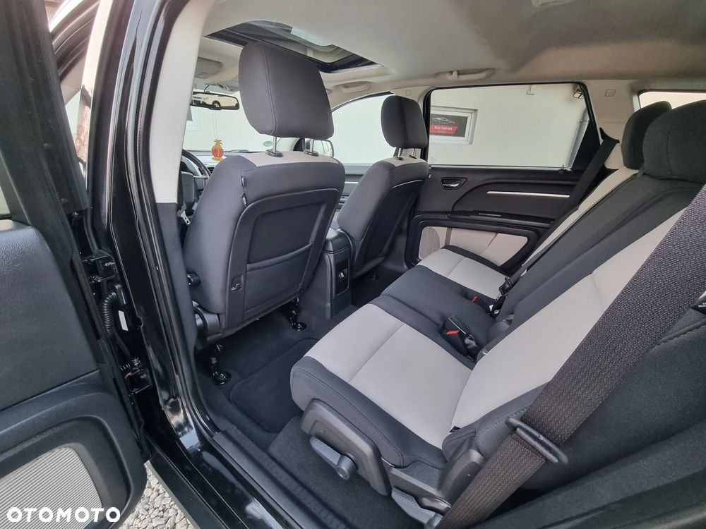 Dodge Journey - 11