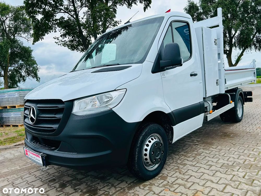Mercedes-Benz Sprinter - 4