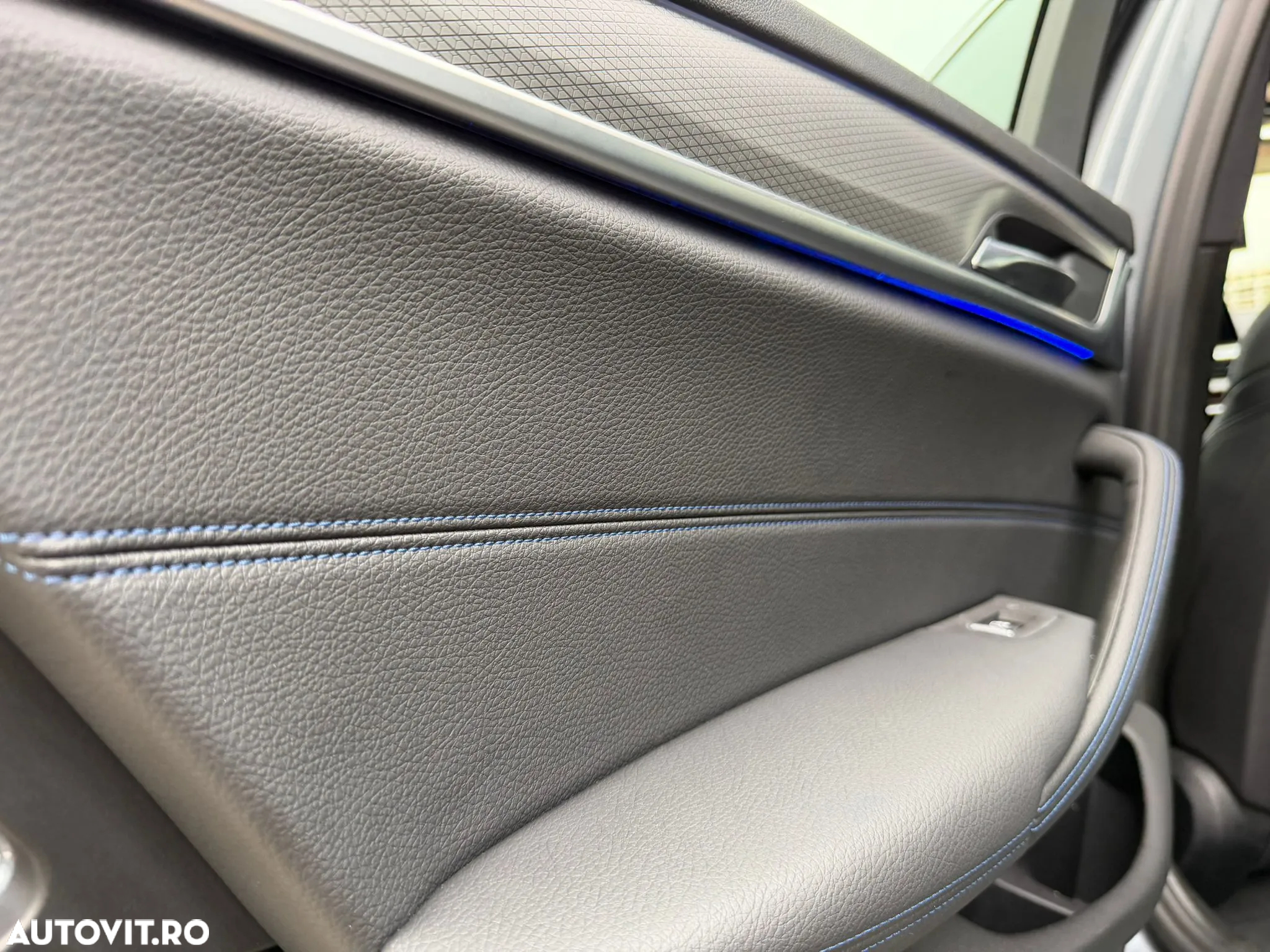 BMW Seria 5 ver-530e-at-phev - 10