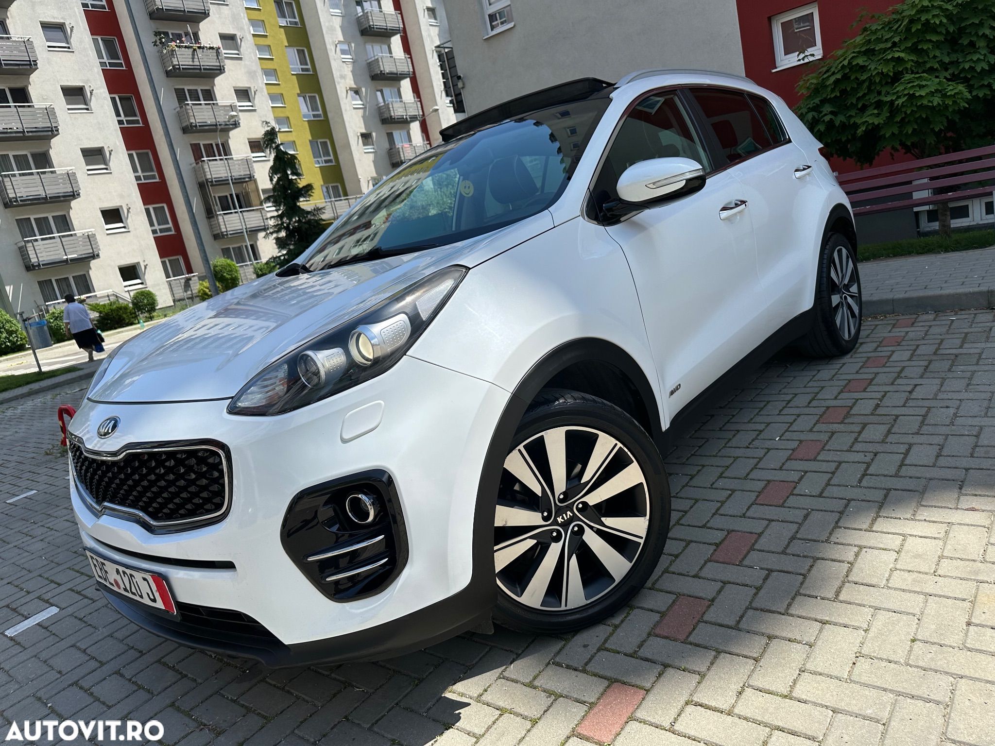 Kia Sportage 2,0 CRDI AWD Vision - 1
