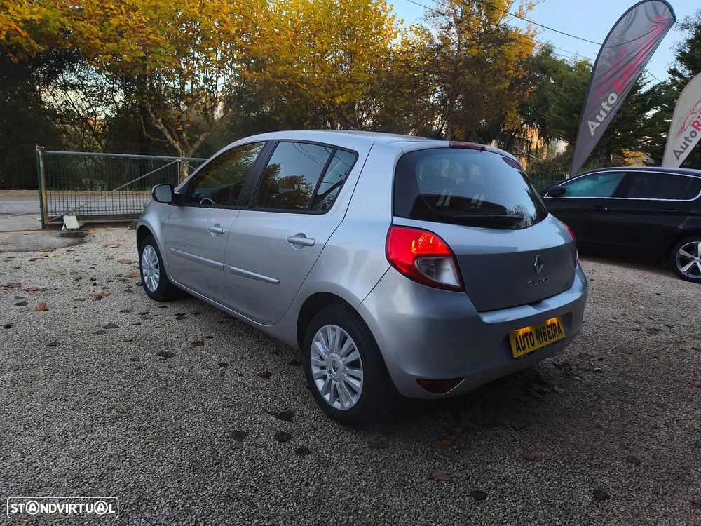 Renault Clio 1.2 16V Dynamique S - 18