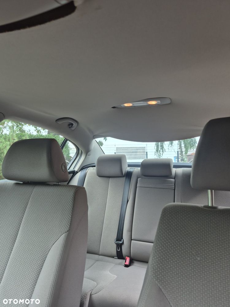 Volkswagen Passat 2.0 TDI DPF Comfortline - 10
