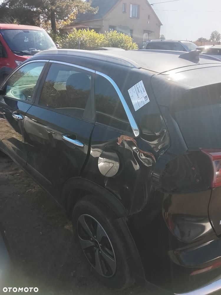 Kia Niro - 17