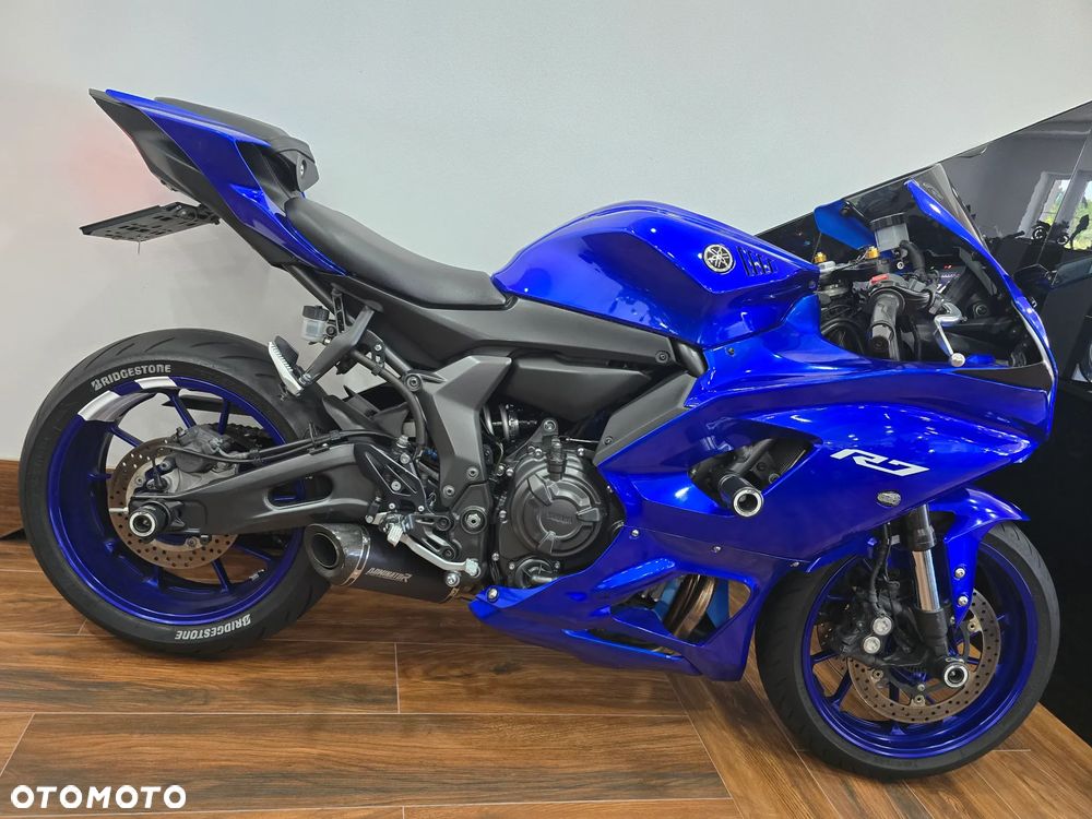 Yamaha R7 - 3