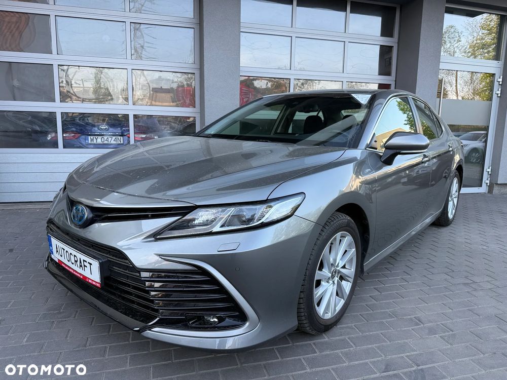 Toyota Camry 2.5 Hybrid Comfort CVT - 22