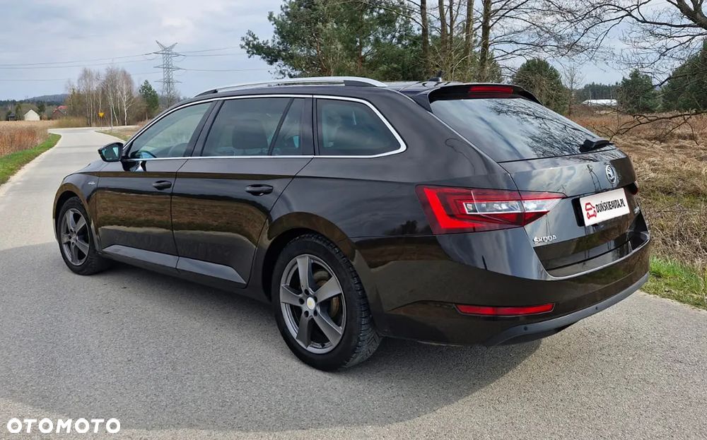 Skoda Superb 2.0 TDI DSG Premium Edition - 6