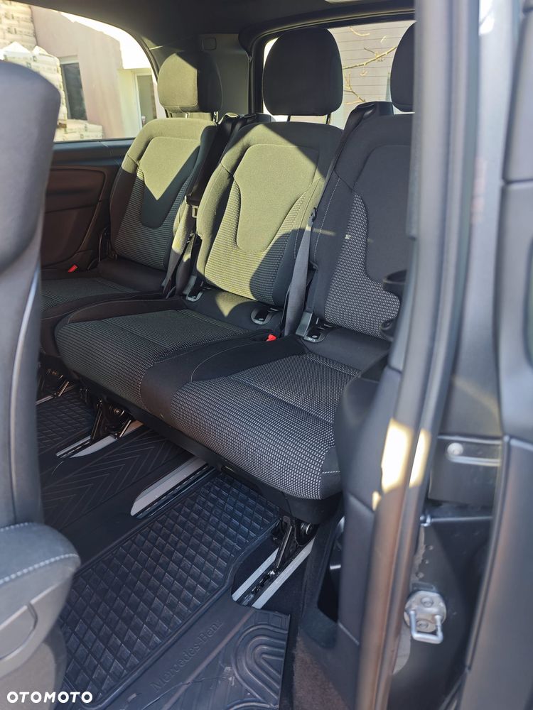 Mercedes-Benz Klasa V 300 d 4-Matic 9G-Tronic - 16