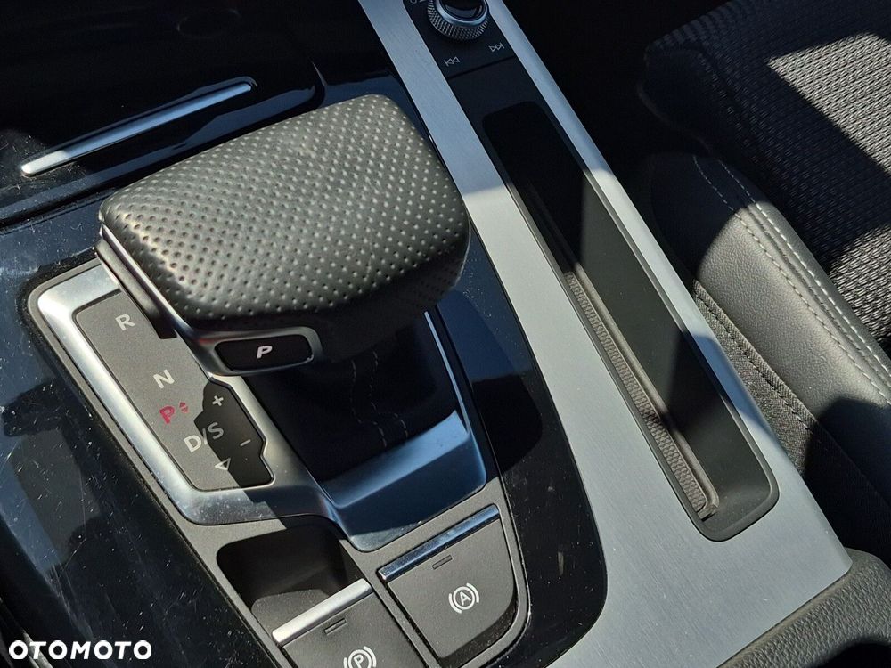 Audi Q5 35 TDI mHEV S Line S tronic - 34